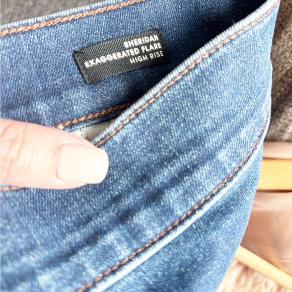 VERONICA BEARD Sheridan Exaggerated High Rise. Flare sz. 28 - Picture 7 of 8